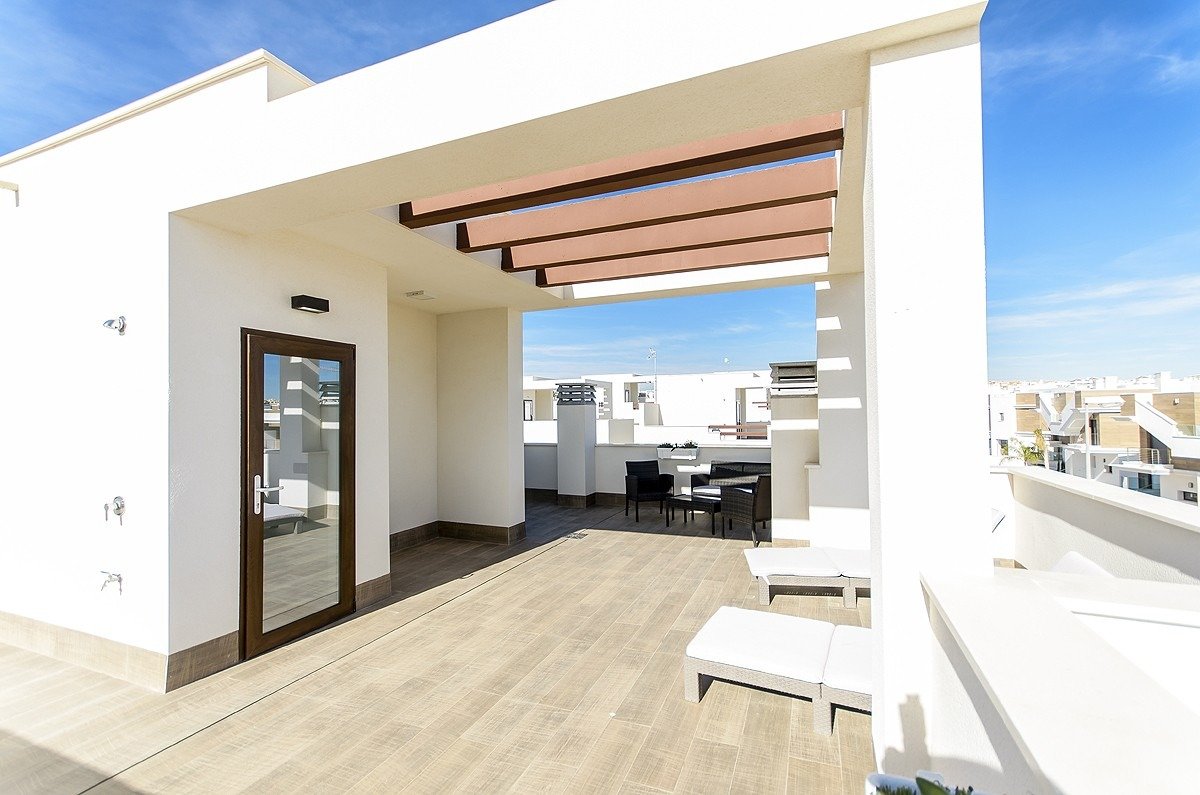 VILLA DE OBRA NUEVA EN PLAYA HONDA