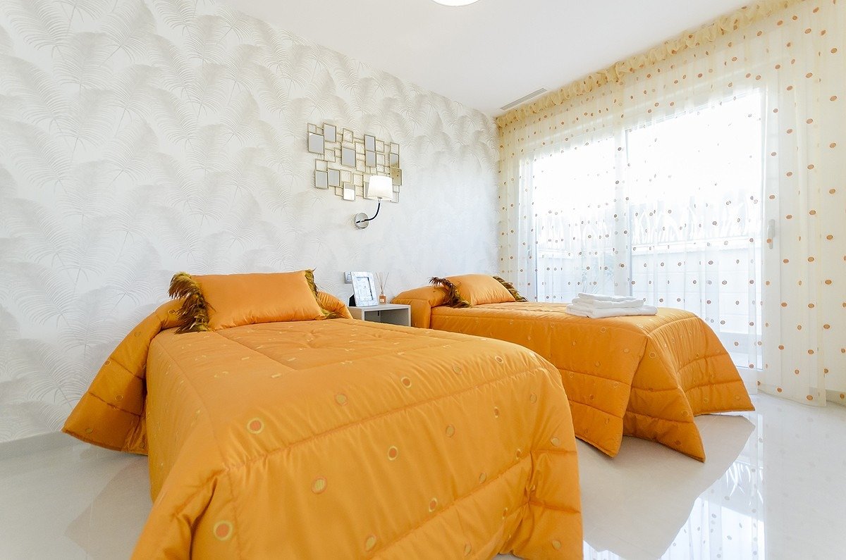 VILLA DE OBRA NUEVA EN PLAYA HONDA