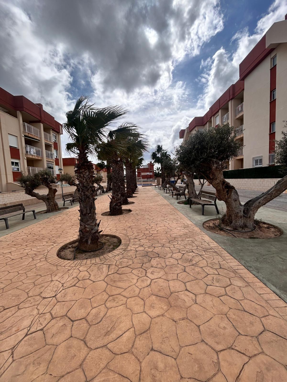 Complejo Residencial Regenerado en Lomas de Cabo Roig - Apartamentos Reformados