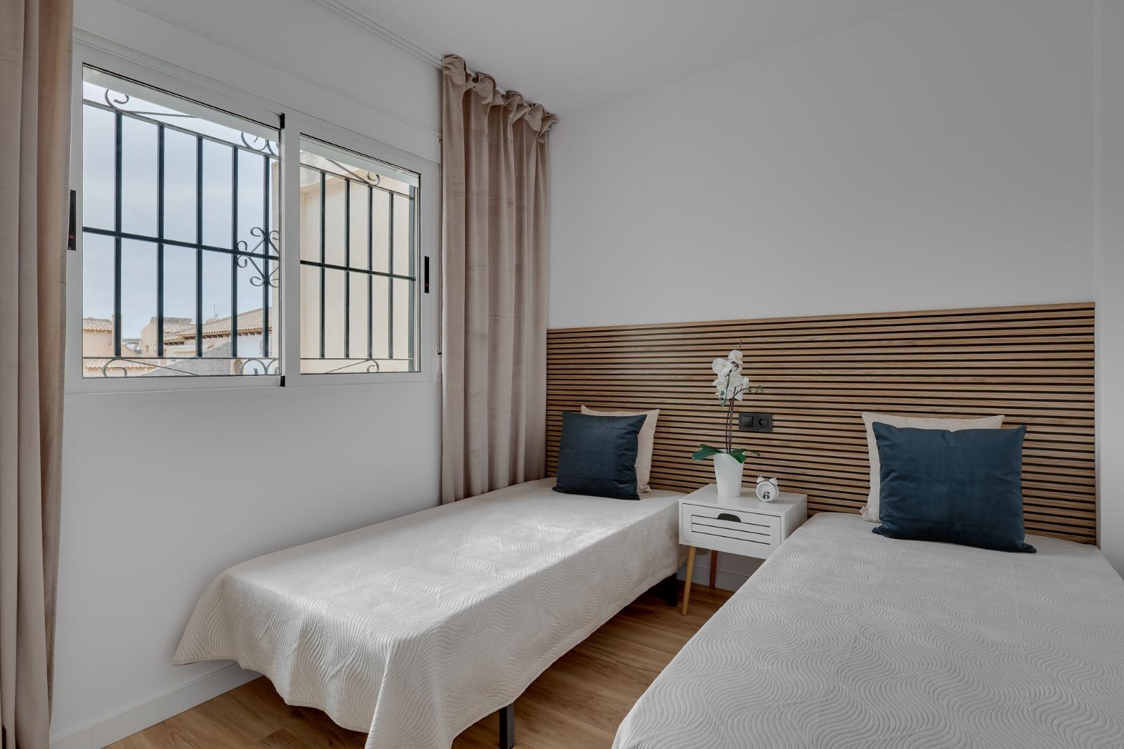 Hermosa vivienda reformada completamente y ubicada en zona privilegiada de Orihuela Costa.