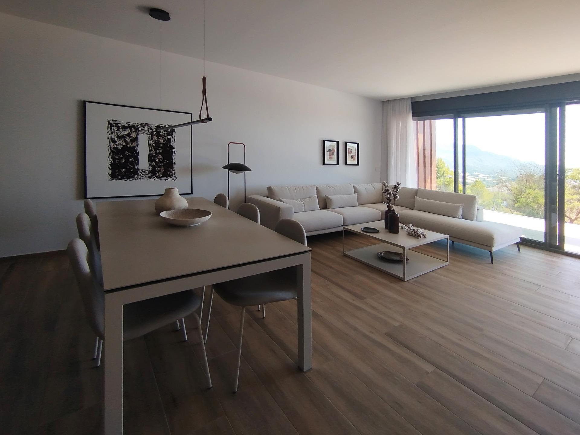 Villa de Diseño con Vistas a la Bahía de Altea y Sierra de Polop – Lista para Entrar.
