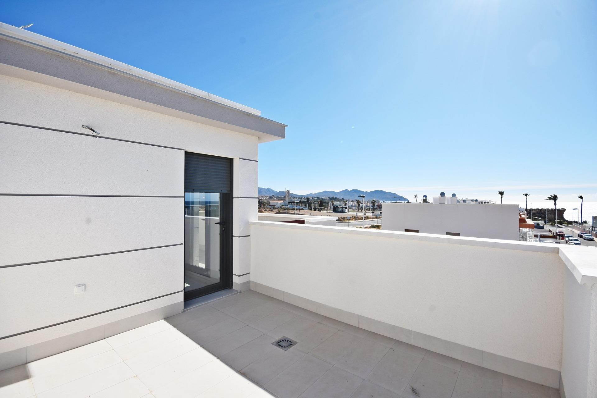 Modernas villas adosadas con vistas al mar en Puerto de Mazarrón