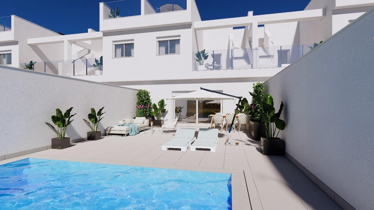 Casas adosadas de nueva construcción en primera línea de La Serena Golf en Los Alcázares