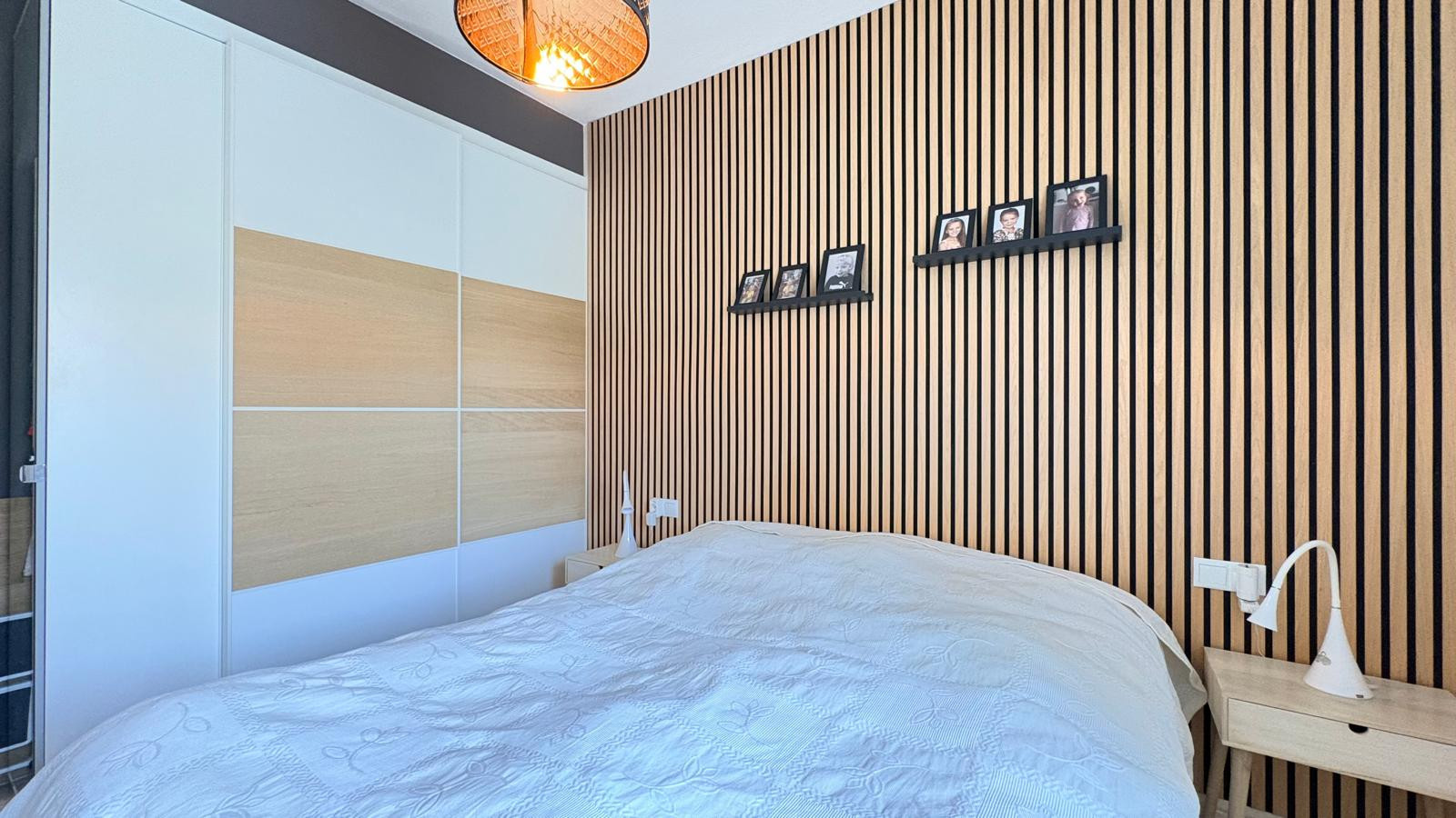 Tu Hogar de Ensueño en Orihuela Costa, Encantadora casa renovada en La Fuente, Orihuela Costa. 3 dorm, salón luminoso, cocina moderna. ¡Tu hogar ideal en Alicante! Inversión inteligente.